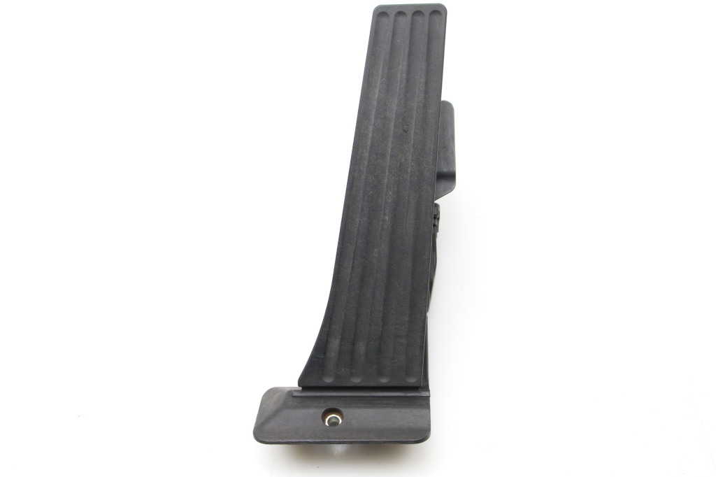 BMW 1 SERIES F20 (2010–2026) Accelerator pedal 6789529 BMW 1 SERIES F20 (2010–2026) Accelerator pedal 6789529