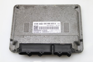 Motorsteuergerät - 03E906023D