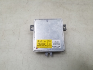 VOLVO V70 III (2007–2017) Xenon headlight control unit 6948180 - 4