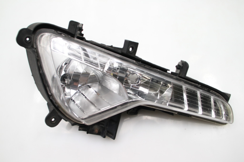 Kia Sportage (2010–2016) Front-Nebelscheinwerfer 922023W Kia Sportage (2010–2016) Front-Nebelscheinwerfer 922023W