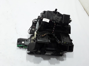 RENAULT Megane III (2008–2016) Heater and its parts 272700011R - 4