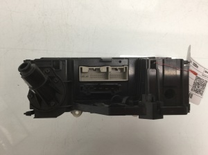 Volkswagen Golf V (2003–2009) Heater control panel 1Z0820045A - 2