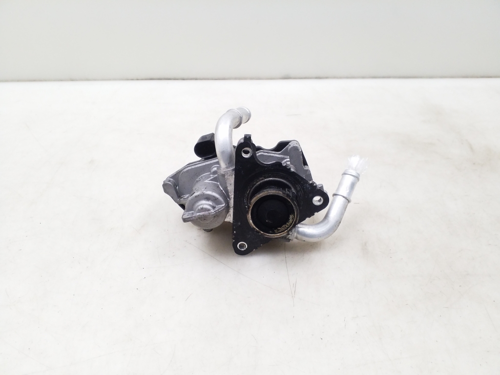 AUDI A3 8V (2012-2020) EGR Valve 04L131501N 24946998