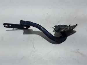 RENAULT Modus (2004–2012) Hood hinge 8200213668 - 3