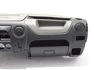 RENAULT Master III (2010–2017) Armatuurlaud ja selle osad 681000035R - 3