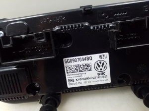 Volkswagen Passat B8 (2014–2023) Heater control panel 5G0907044BQ - 4