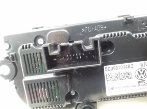 Volkswagen Passat B8 (2014–2023) Heater control panel 5G0907044BQ - 5