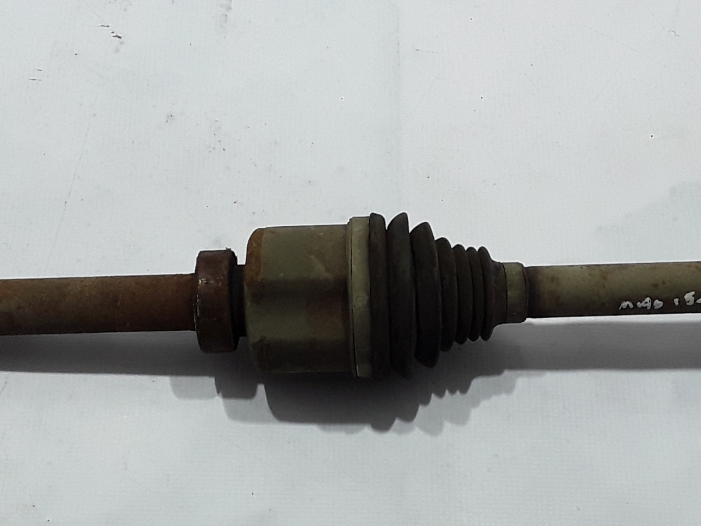 RENAULT Master Front Right Driveshaft 391002176R 22477333