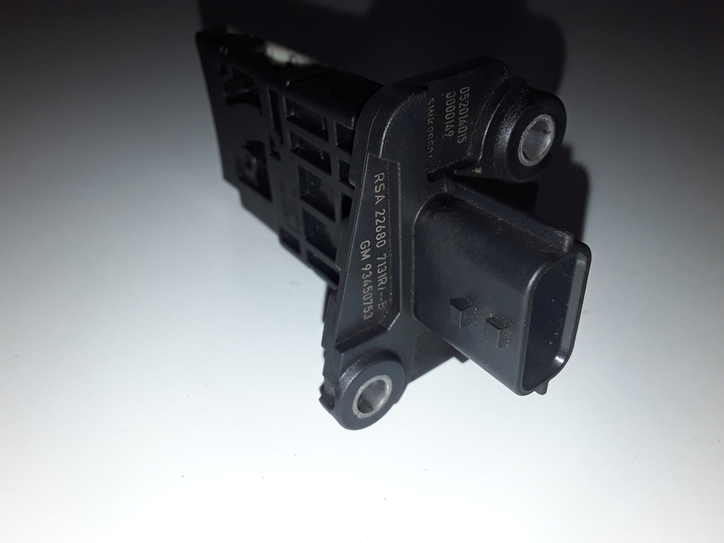 Used NISSAN Qashqai Air flow sensor 93450753
