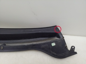 Opel Astra J (2009–2017) Klaasipuhastite mehhanismi kate esiklaasi juures 13267105 - 3