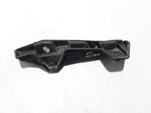   Front bumper bracket 