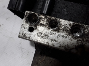 RENAULT Master III (2010–2017) ABS unit 476603593R - 3