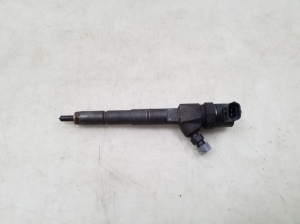  Fuel injector 