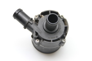 Auxiliary water pump - 144B06803R