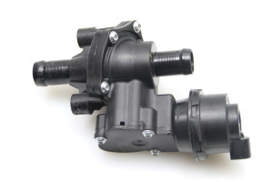 RENAULT Kadjar (2015–2026) Auxiliary water pump 922309109R - 3