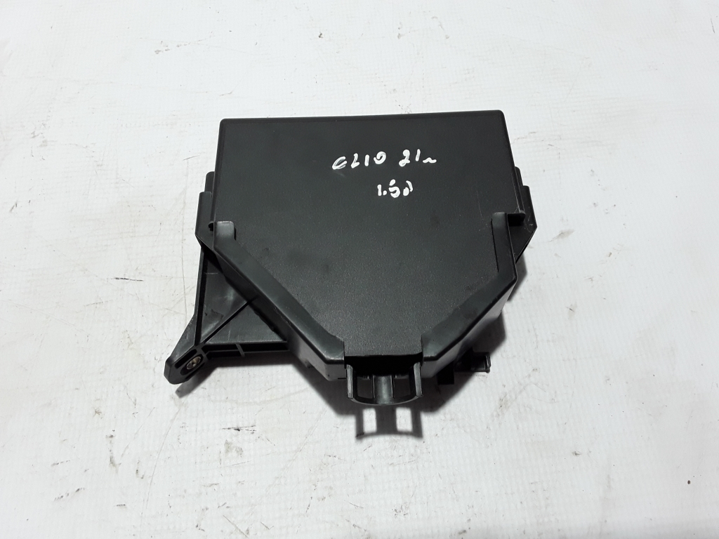 Used RENAULT Clio Fuse box housing under the hood 243122424R