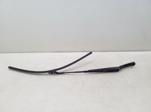 Opel Astra J (2009–2017) Windshield wiper arm 13289888 - 3