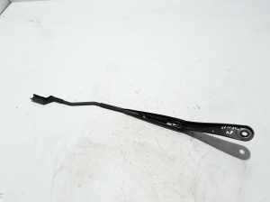  Windshield wiper blade 