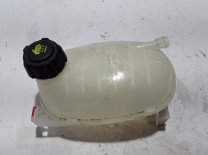   Tank for coolant 