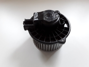 Heater blower motor - 8727005630