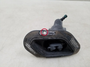  Headlamp spray nozzle 