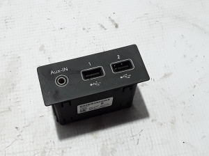   USB connection 