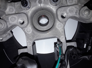 NISSAN X-Trail T32 (2013–2021) Steering wheel 920A - 3