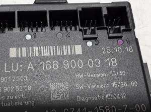 Mercedes Benz GLS 166 (2015–2019) Priekšējo durvju vadības bloks A1669000318 - 2