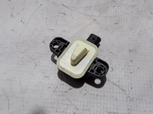 Mercedes Benz GLS 166 (2015–2019) Airbagsensor A1668210351 - 2