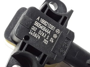 Mercedes Benz GLS 166 (2015–2019) Airbagsensor A1668210351 - 2