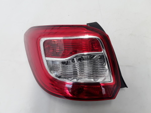  Rear corner lamp 