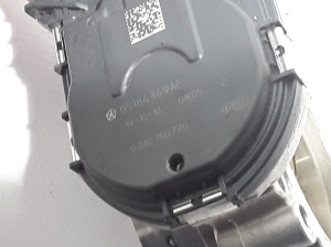  Accelerator valve 