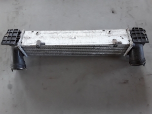   Intercooler radiator 