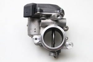 Volkswagen Golf VII (2012–2026) Drosselklappe 04L128063T