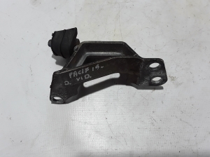 Chrysler Pacifica (2016–2026) Summuti hoidik 68250053AA - 2
