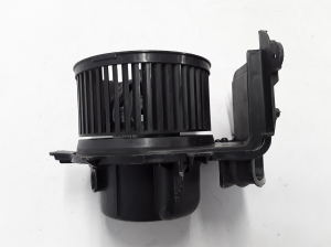 RENAULT Clio II (1998–2005) Heizungsgebläsemotor 7700435179 - 3