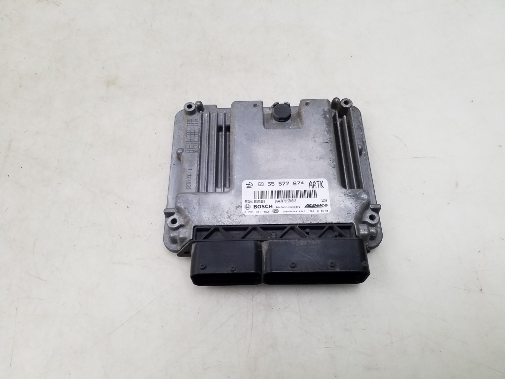 OPEL Astra J (2009-2020) Engine Control Unit ECU 55577674 24948245