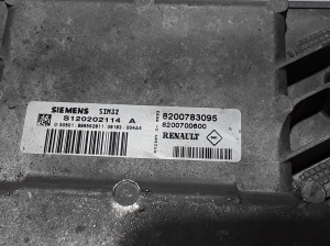 RENAULT Clio III (2005–2012) Mootori juhtplokk 8200783095 - 2