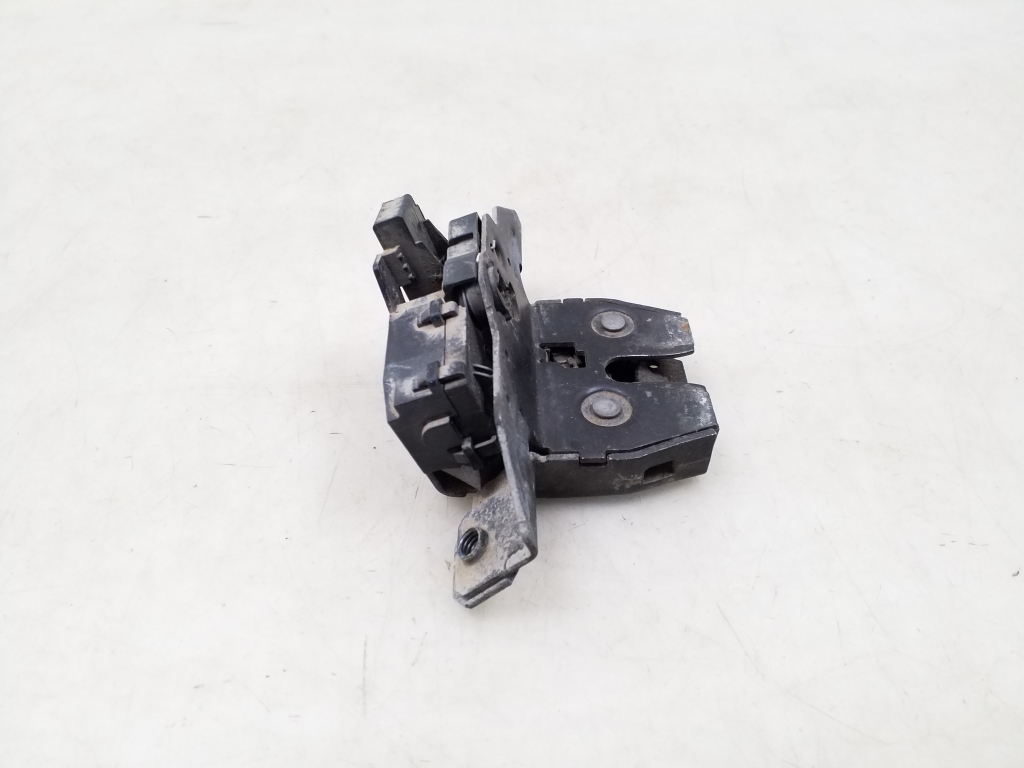 OPEL Astra J (2009-2020) Замок крышки багажника 13581023 24951256