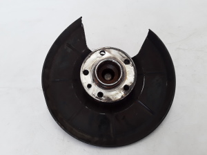  Rear hub 