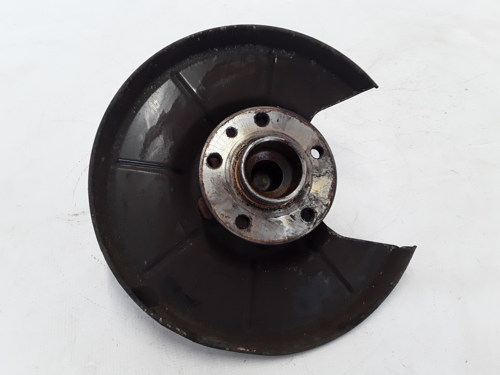 VOLVO V60 1 generation (2010-2020) Rear Right Wheel Hub 30793309 20983372