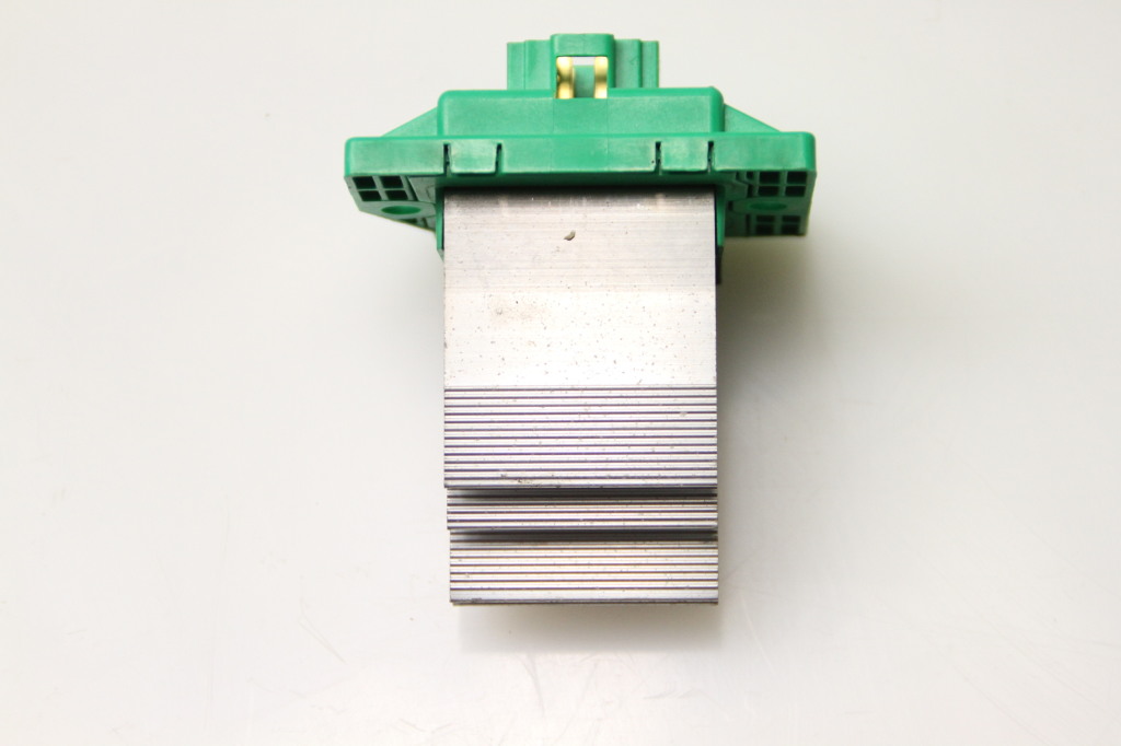 Kia Sportage (2010–2016) Cabin shoulder motor resistance
