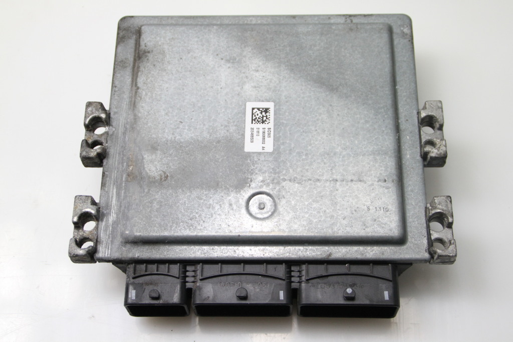 RENAULT Scenic 3 generation (2009-2015) Engine Control Unit ECU 237100777R 24601506