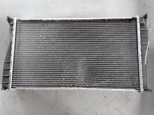  Cooling radiator 