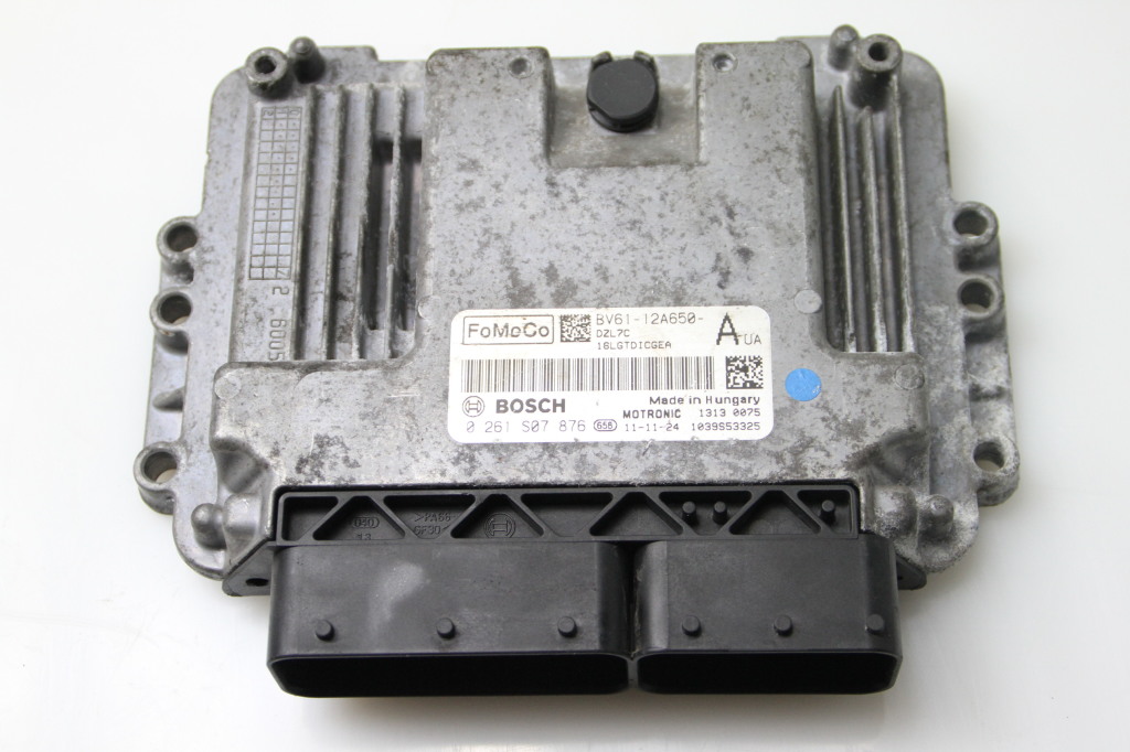 FORD Focus 3 generation (2011-2020) Variklio kompiuteris BV6112A650AUA 27310332