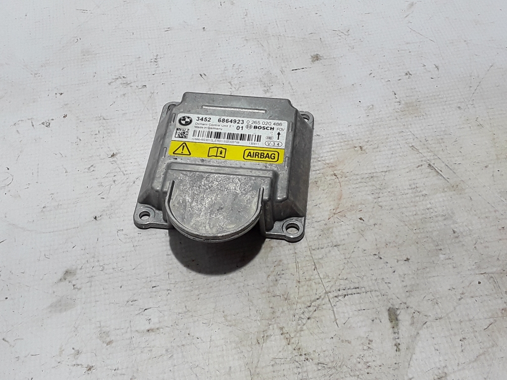 BMW 5 Series F10/F11 (2009-2017) SRS Control Unit 6864923 22478037