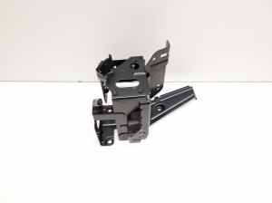 Mercedes Benz C-Class 204 (2007–2014) Batteriehalter A2045400440 - 4