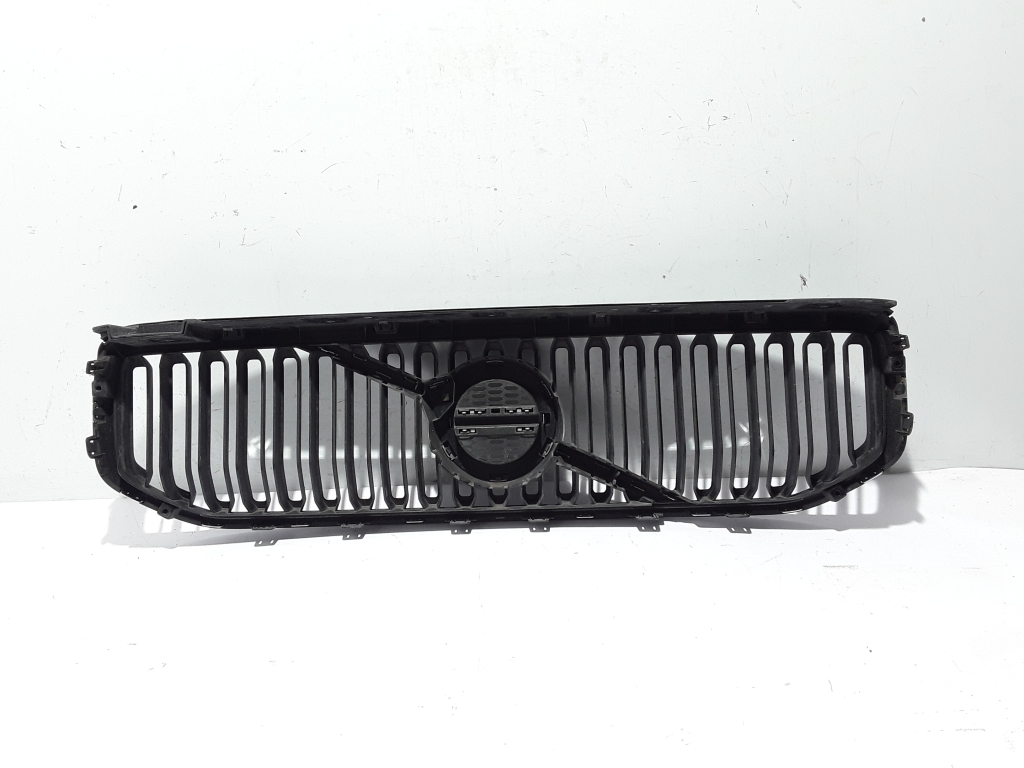 Used VOLVO XC40 Front grille 31457342