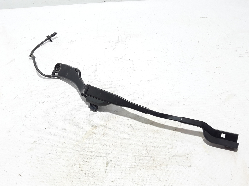 Used VOLVO XC40 Windshield wiper blade 31457315