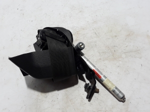 VOLVO V70 III (2007–2017) Rear seat belt 39821979 - 3